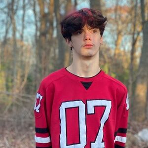 Meet your Posher, Grayson